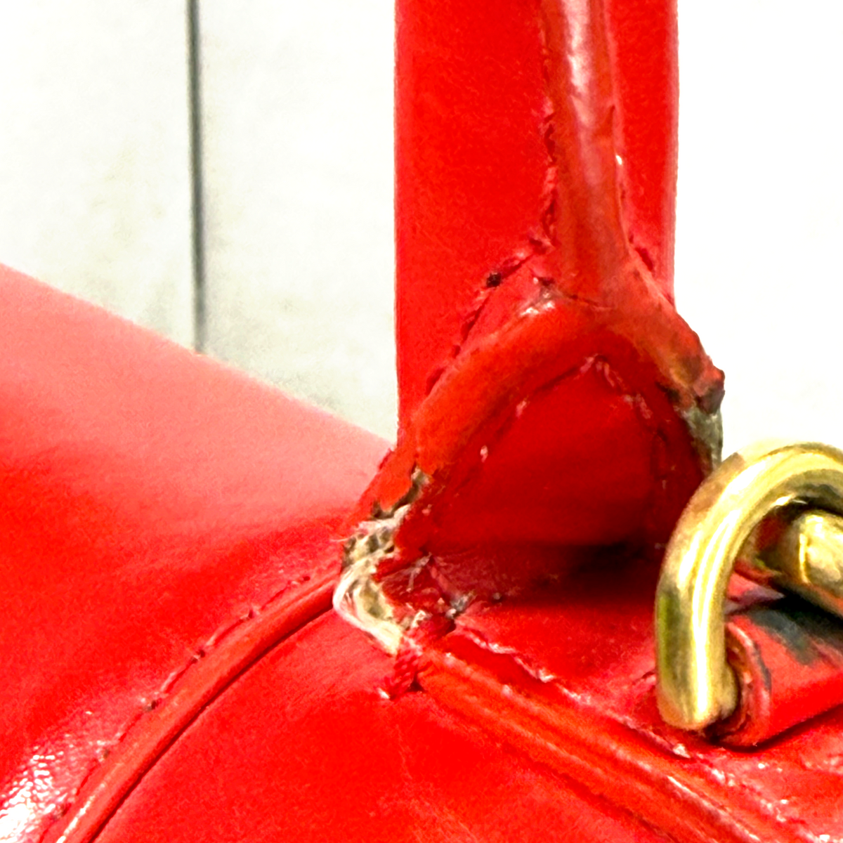 Balenciaga Hourglass Medium Top Handle Bag - Vibrant Red Leather