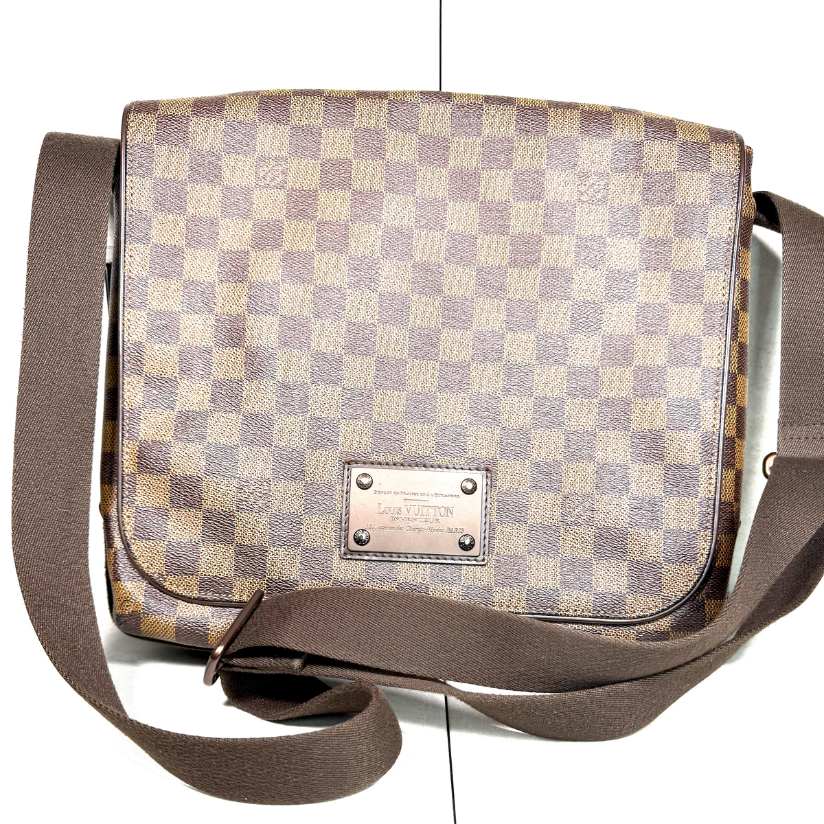 Louis Vuitton Damier Ebene Brooklyn MM Messenger Bag