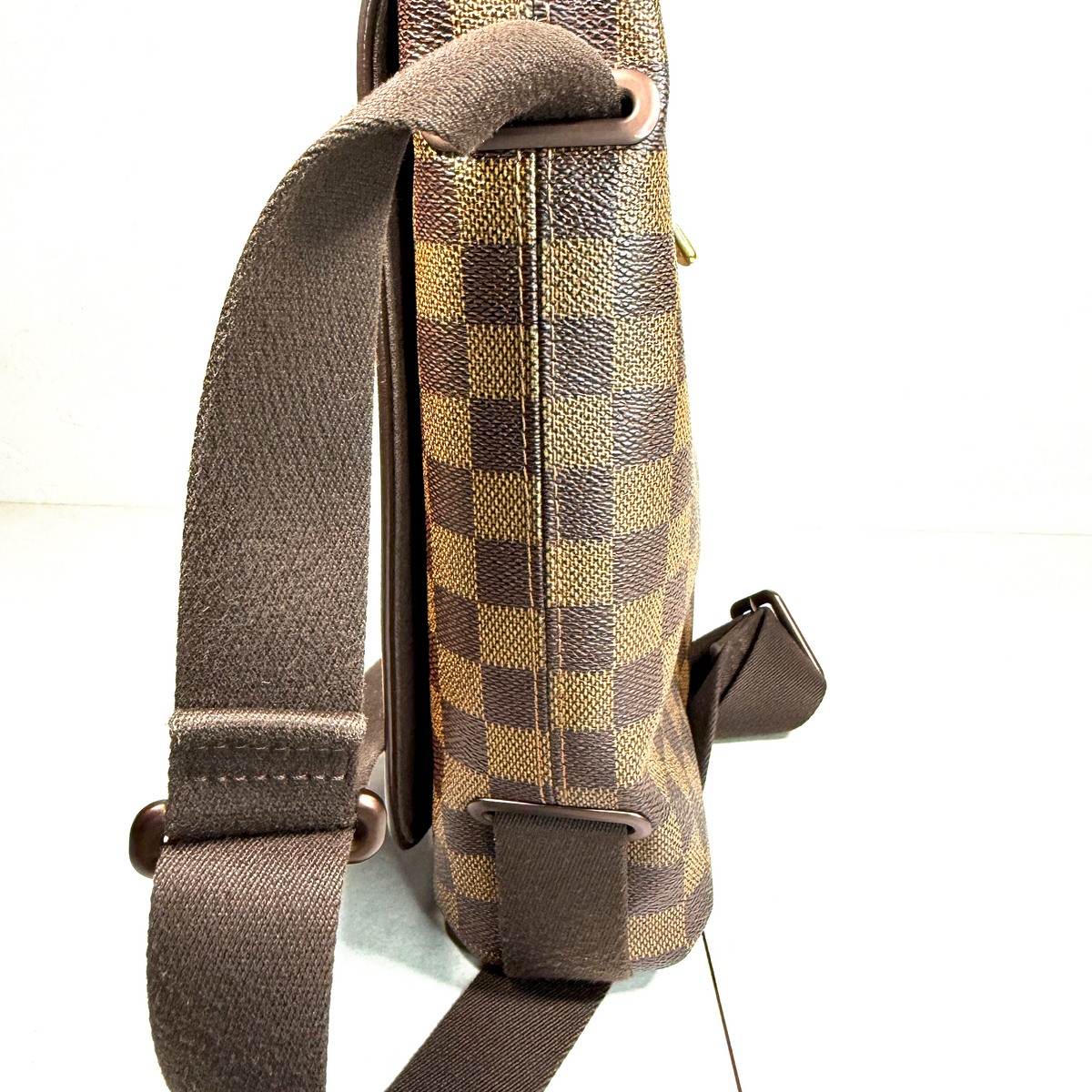 Louis Vuitton Damier Ebene Brooklyn MM Messenger Bag