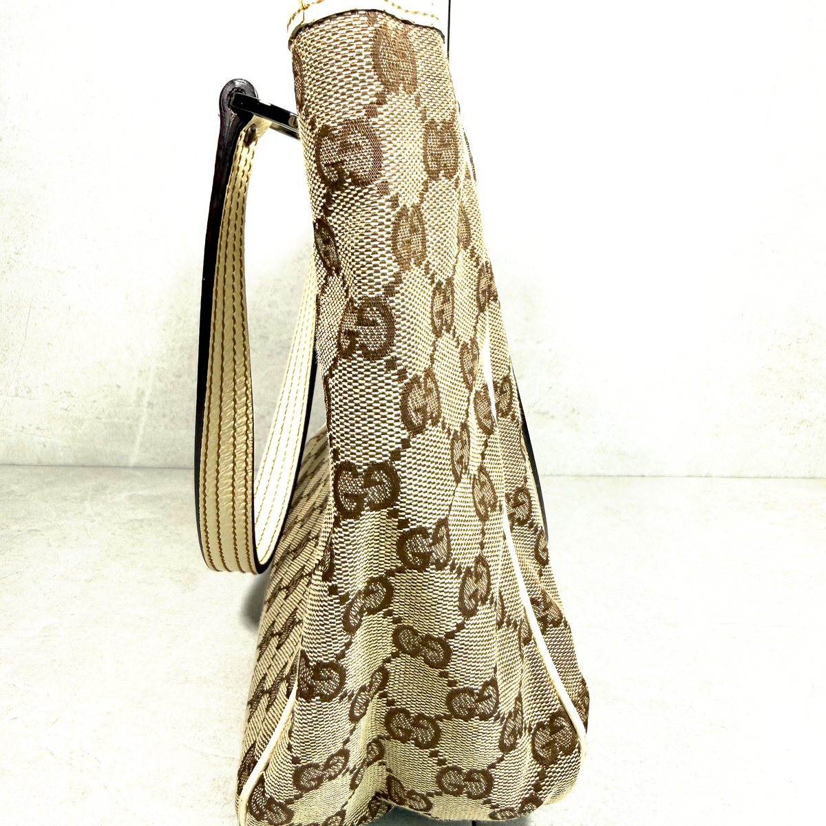 Vintage Gucci GG Canvas Shoulder Tote Bag – Off-White Leather Trim