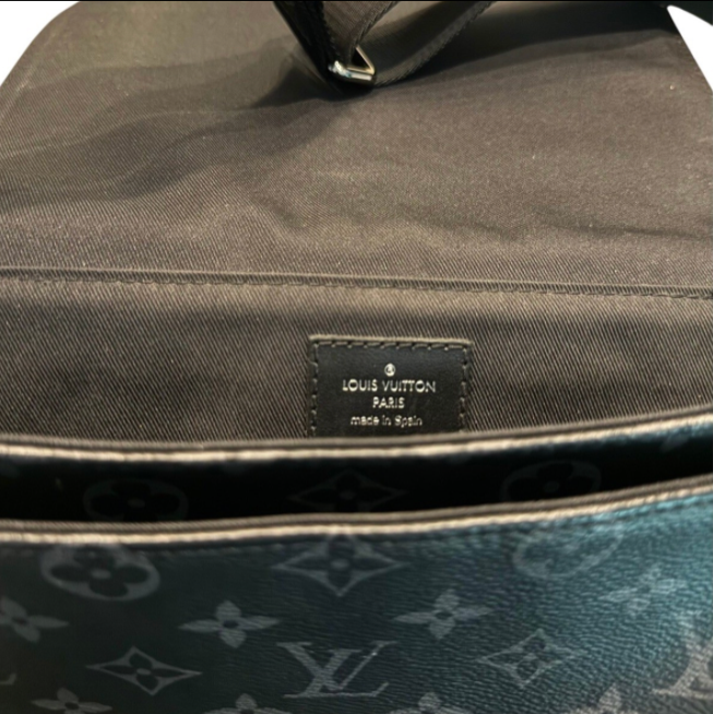 Louis Vuitton District PM Messenger Bag Monogram Eclipse